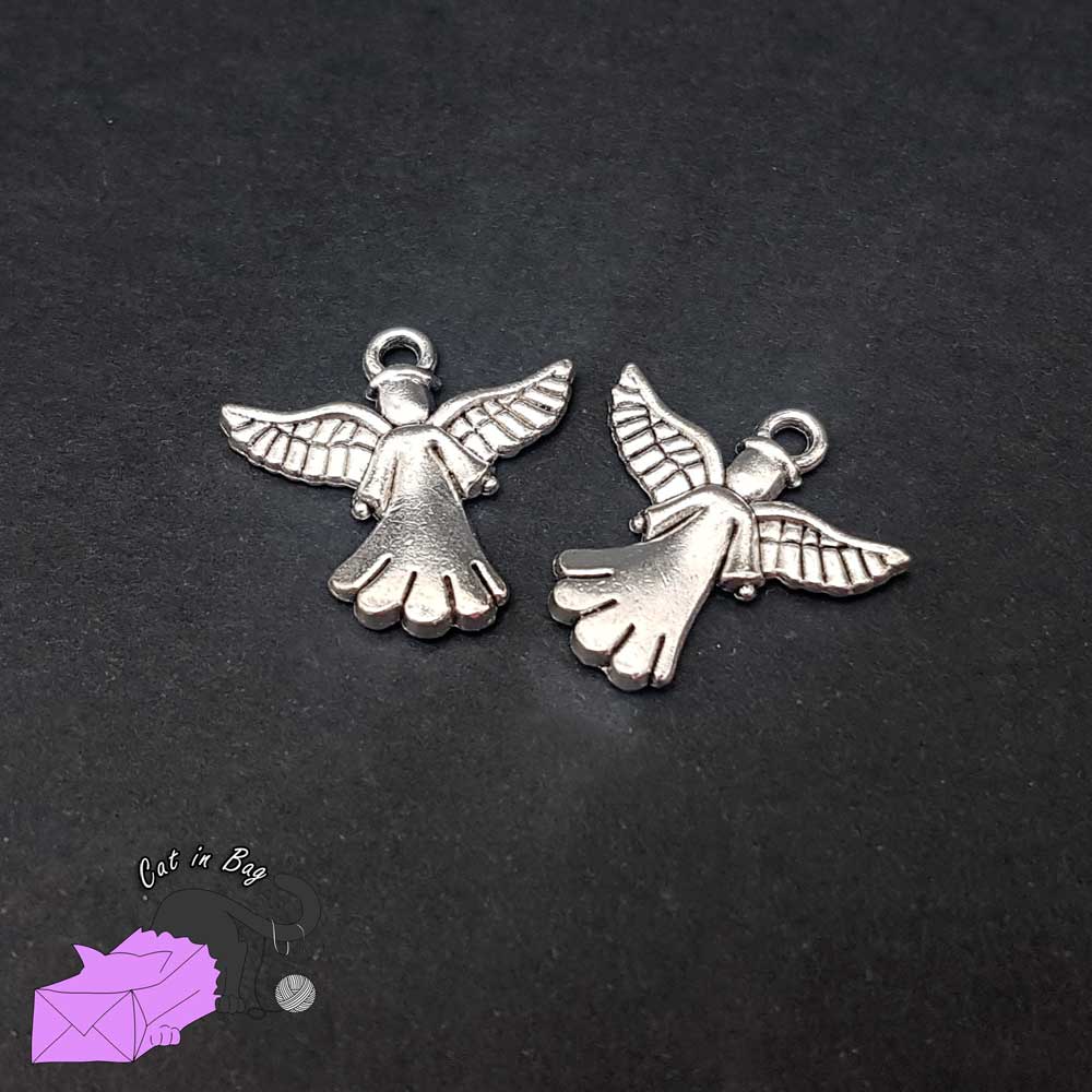 10 angel silver tone charms