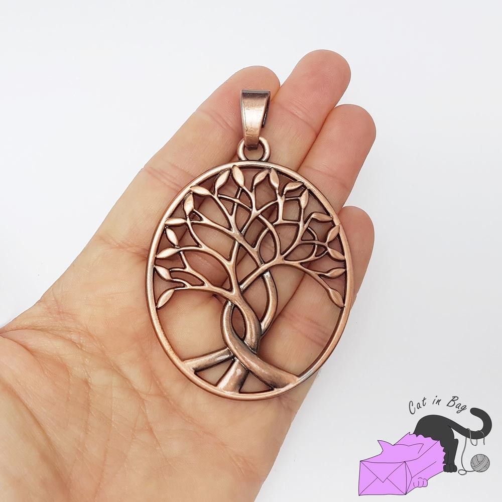 1 big pendant with tree of life