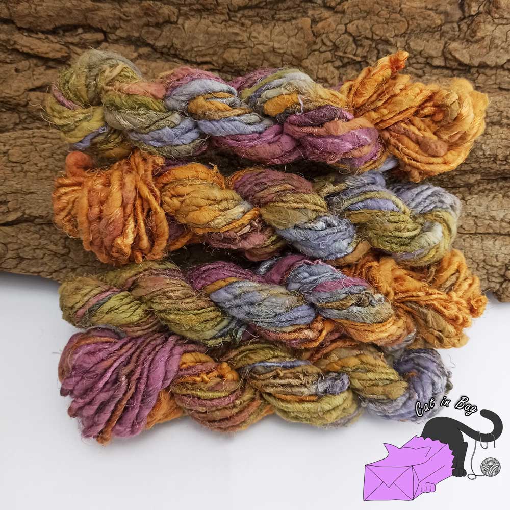 Trixie, banana and cotton yarn