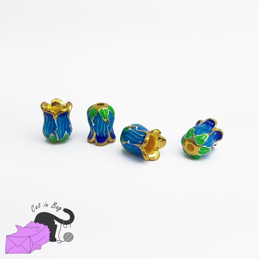 2 copriperla a forma di fiore in ottone smaltato