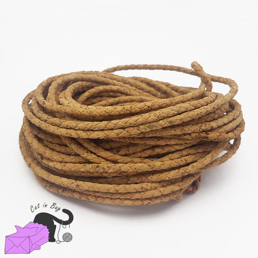 1 m di cordino intrecciato in sughero, 2,5-3 mm, colore naturale.