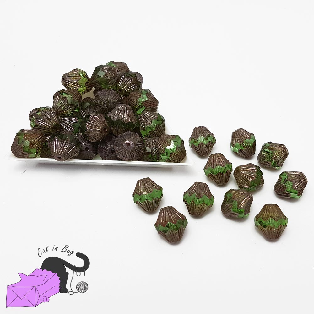 4 perle bicono in cristallo di Boemia verde oro 13x11 mm