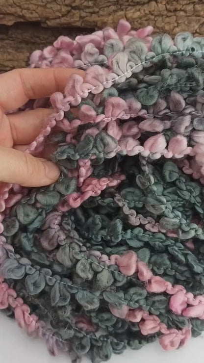 Perla rosa, filato artistico fatto a mano